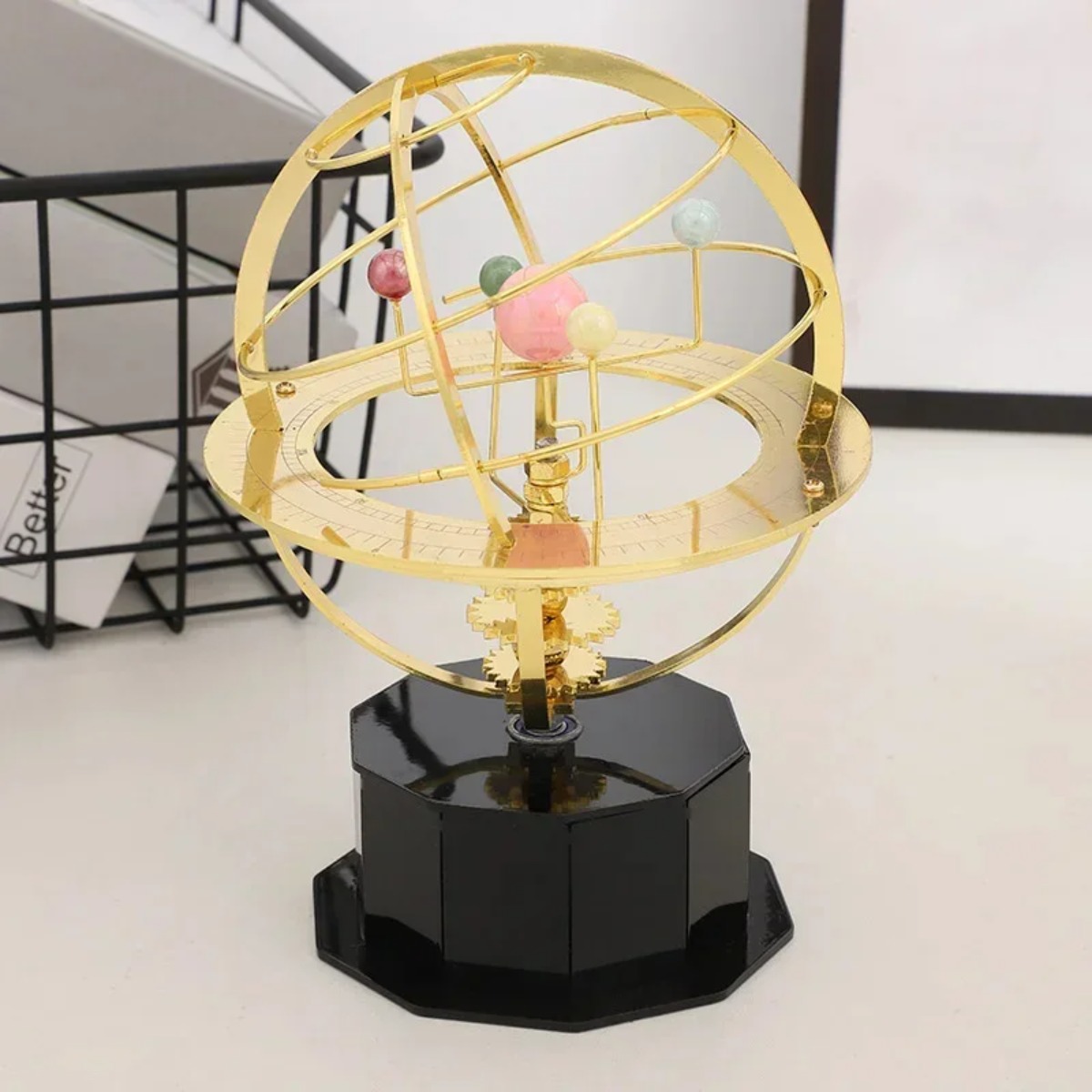 Mechanisch model van het zonne - Solar System Orrery recensie en prijs